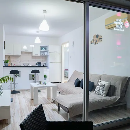 Onar Mackenzie 1 Appartamento *