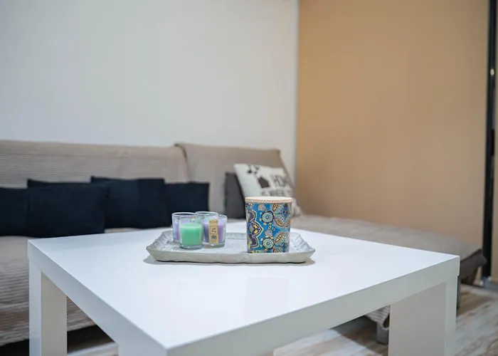 Onar Mackenzie 1 * Larnaca